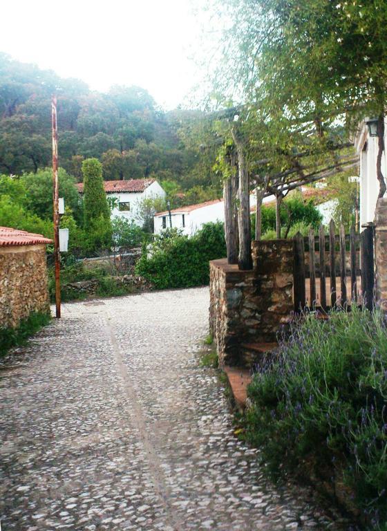 Casa Con Encanto En Alajar Exterior photo